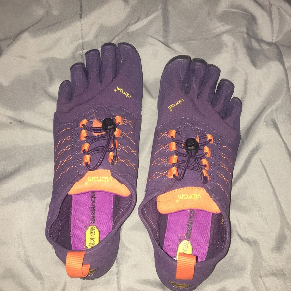 Vibrams- worn once
